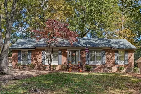 4110 Pheasant Run Dr, Greensboro, NC 27455