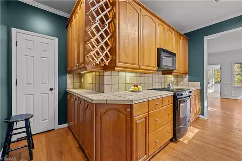 Kitchen - 1040 Sycamore St, King, NC 27021 photo 4 of 4