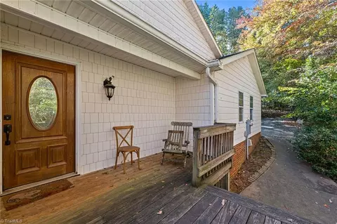 Exterior - 1040 Sycamore St, King, NC 27021 photo 2 of 7