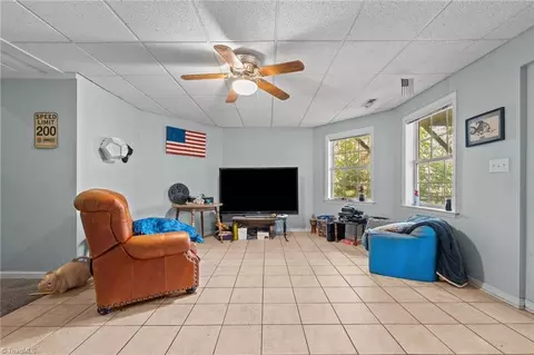 Living - 1040 Sycamore St, King, NC 27021 photo 4 of 4