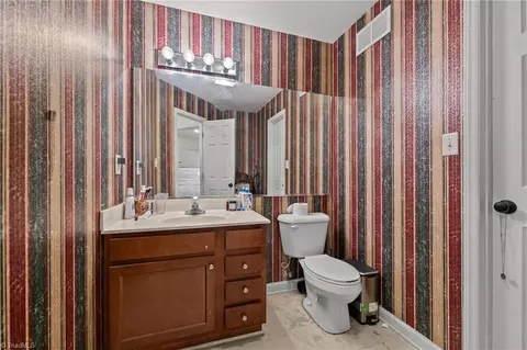 Bath - 1040 Sycamore St, King, NC 27021 photo 3 of 4