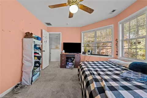 Bedroom - 1040 Sycamore St, King, NC 27021 photo 4 of 7