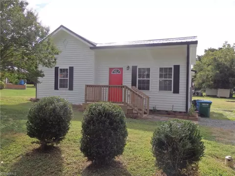 354 Anderson St, Denton, NC 27239