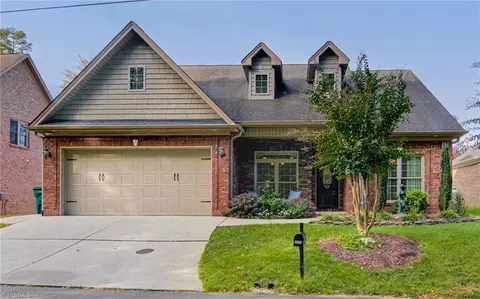 2530 Caudle Place Ln, Winston Salem, NC 27103