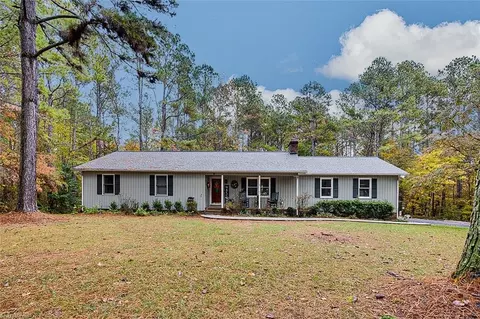 4156 Jackson Creek Rd, Denton, NC 27239