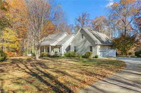 7145 Summerdale Rd, Elon, NC 27244