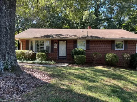 3014 Fleet St, Winston Salem, NC 27127
