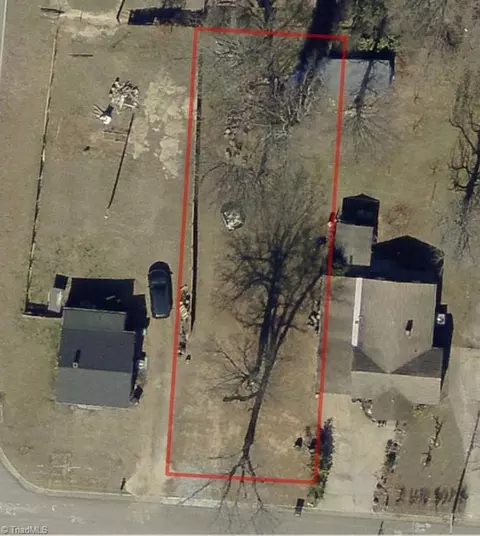 2403 Friends Ave, High Point, NC 27260