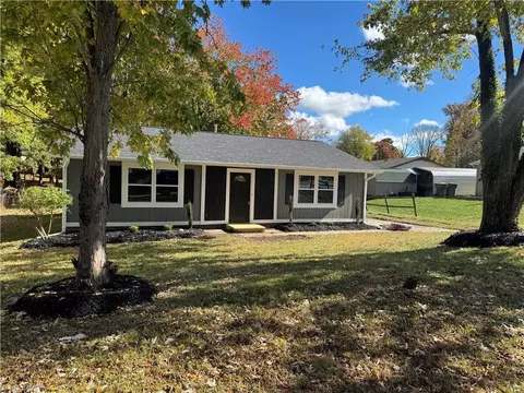 3005 Longford Ave, Greensboro, NC 27406