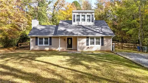 155 Linbrook Dr, Winston Salem, NC 27106