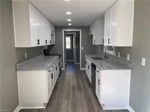 Entry Way - 150 S Fuller Mill Rd, Trinity, NC 27370 photo 2 of 2