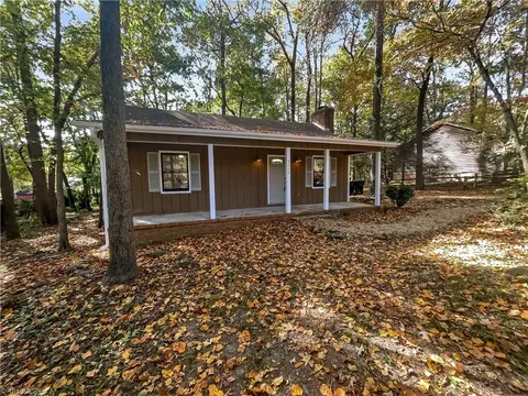 3909 Daye Dr, Greensboro, NC 27407
