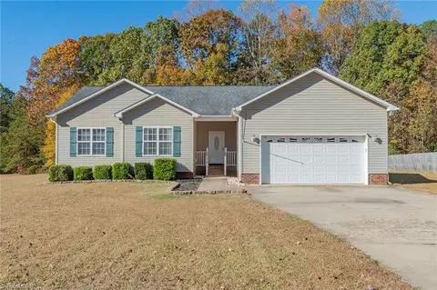 174 Isaiah Ct, Lexington, NC 27292