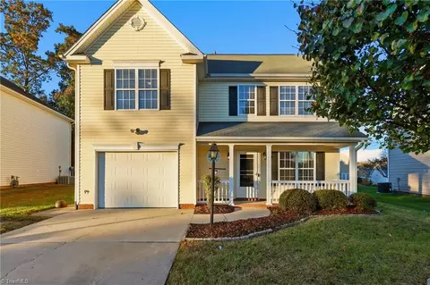 4427 Parkcrest Cir, Kernersville, NC 27284