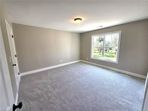 Bedroom - 109 Glen Brooke Ln, King, NC 27021 photo 4 of 4