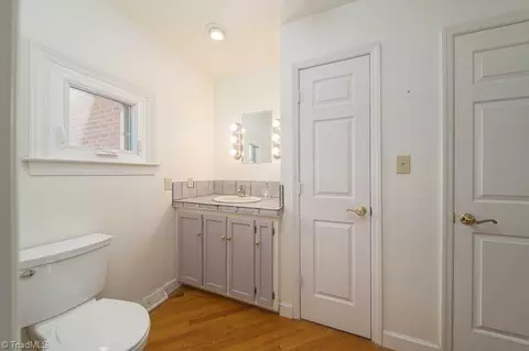 Bath - 1802 Slate Rd, King, NC 27021 photo 2 of 5