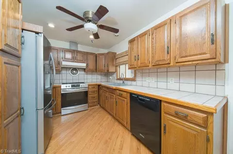 Kitchen - 1802 Slate Rd, King, NC 27021 photo 1 of 2