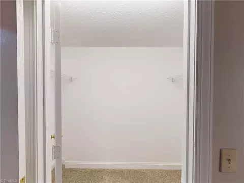 914 Flicker Ln, High Point, NC 27262 photo 26