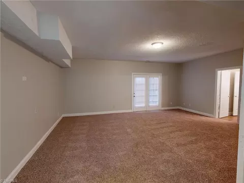 914 Flicker Ln, High Point, NC 27262 photo 22