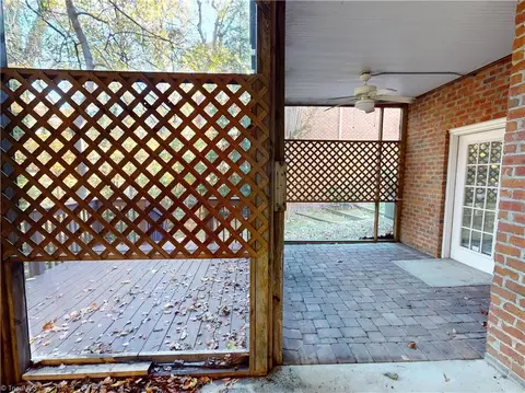 914 Flicker Ln, High Point, NC 27262 photo 29