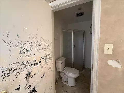Bath - 2507 Lexington Ave, High Point, NC 27262 photo 1 of 2