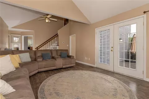 Living - 201 Maplewood Ct, Trinity, NC 27370 photo 3 of 7