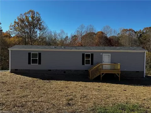185 Glen Ter, Mount Airy, NC 27030