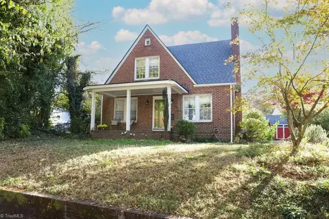1805 Friendly Ave W, Greensboro, NC 27403