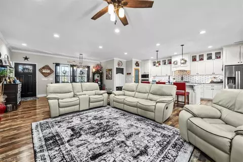 Living - 151 Borden Rd, Robbins, NC 27325 photo 1 of 1