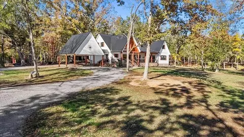 Exterior - 151 Borden Rd, Robbins, NC 27325 photo 3 of 12