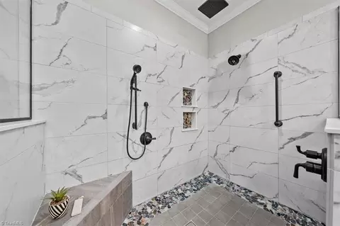 Bath - 151 Borden Rd, Robbins, NC 27325 photo 5 of 7