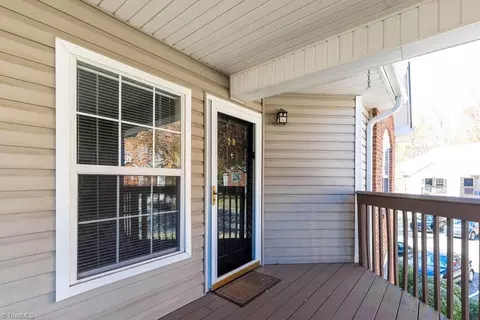 Exterior - 2630 Ingleside Dr #2D, High Point, NC 27265 photo 2 of 2