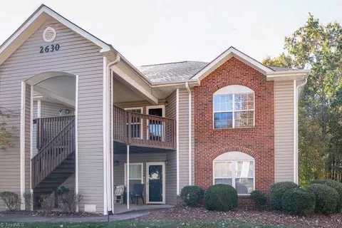 2630 Ingleside Dr #2D, High Point, NC 27265