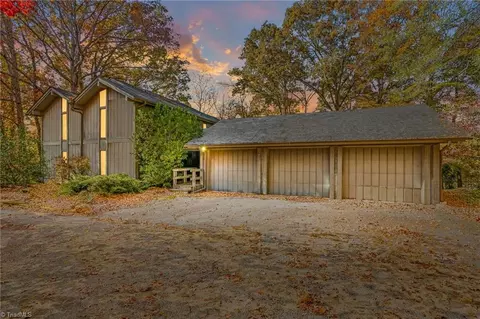 219 Cascade Dr, High Point, NC 27265