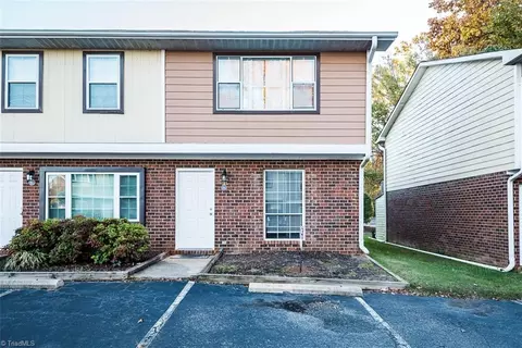 1241 Fifth St S #B-4, Mebane, NC 27302