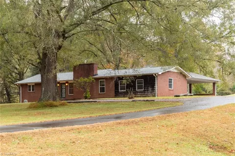 1692 S Nc Highway 8 And 89, Walnut Cove, NC 27052