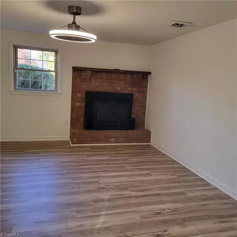 Living - 252 Pilotview Loop, Madison, NC 27025 photo 2 of 4