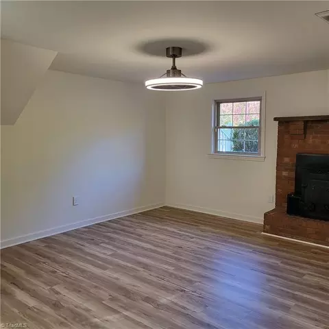 Living - 252 Pilotview Loop, Madison, NC 27025 photo 3 of 4