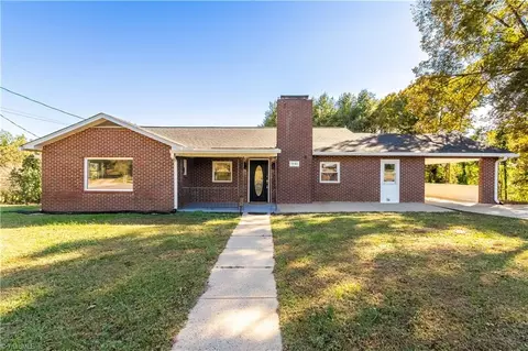 3541 Poplar Springs Rd, State Road, NC 28676
