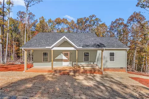 1507 Alta Vista Ln, Graham, NC 27253