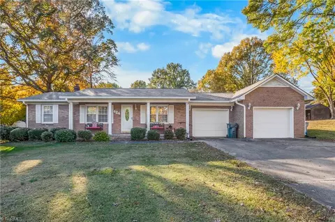 424 Avon St, Mocksville, NC 27028