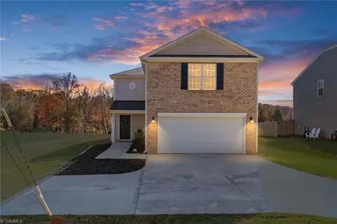 1112 Baileys Chapel Rd, Advance, NC 27006