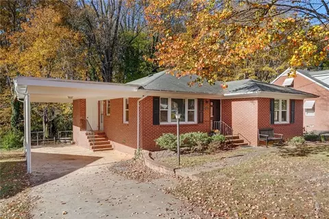 1407 Rosedale Blvd, Reidsville, NC 27320