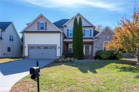 307 Royal Fern Dr, Clemmons, NC 27012