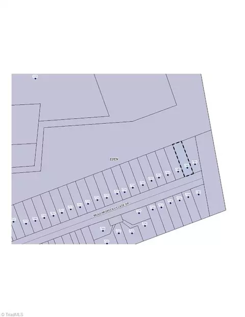 743-745 Meadowgreen Village Dr, Eden, NC 27288