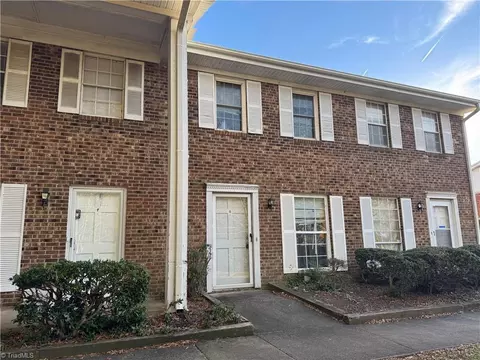 1303 Meadowview Rd W #G, Greensboro, NC 27403