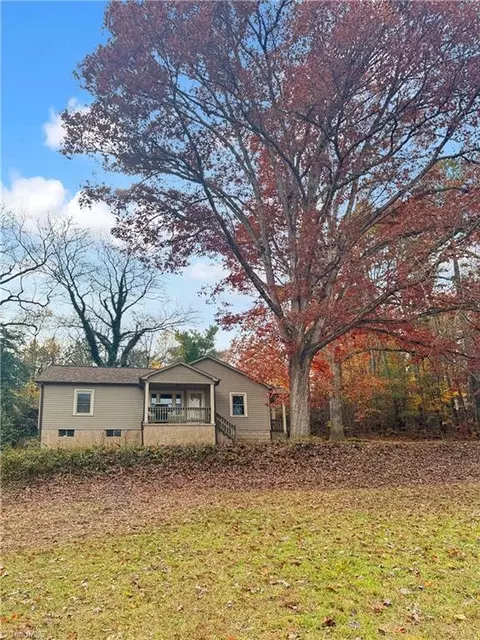 41 Icard Ridge Rd, Taylorsville, NC 28681