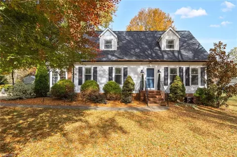 303 Shadowood Dr, Reidsville, NC 27320
