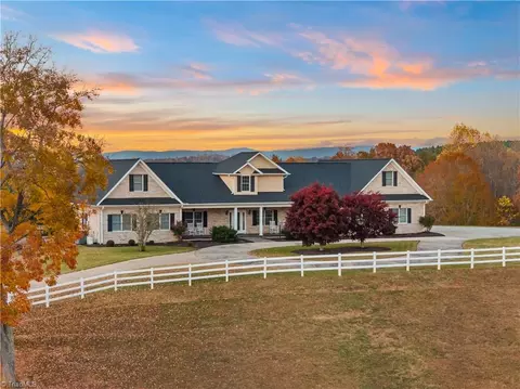 366 Sheep Farm Rd, Mount Airy, NC 27030