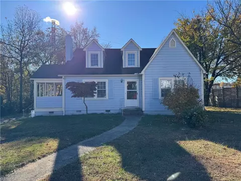21 Second Ave, Thomasville, NC 27360